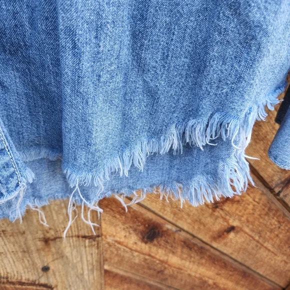 Lucky Brand Frayed Hem Button Up Shirt - Picture 4 of 5